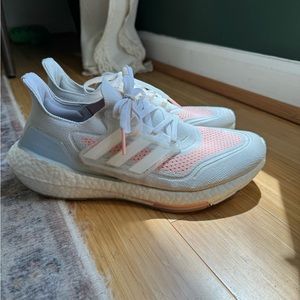 Adidas Ultraboost Sneakers